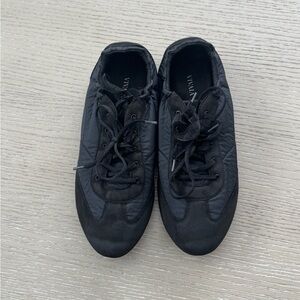 vivaia ballet sneakers like new
